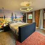 Private With Jacuzzi, Sauna & Swimmingpool Вилла *