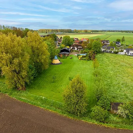 Private With Jacuzzi, Sauna & Swimmingpool Villa