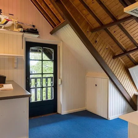 Private With Jacuzzi, Sauna & Swimmingpool Delwijnen