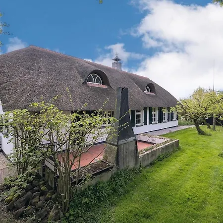 Private With Jacuzzi, Sauna & Swimmingpool * Delwijnen