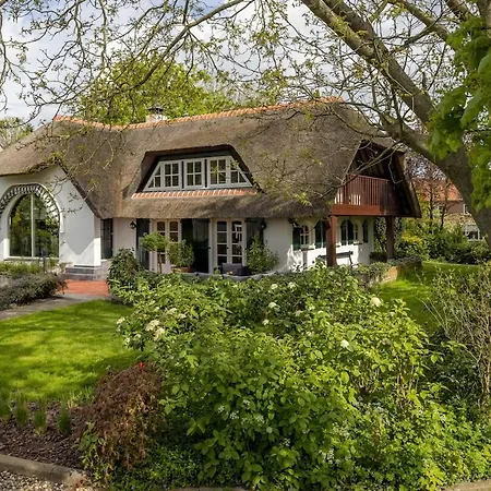 Private With Jacuzzi, Sauna & Swimmingpool * Delwijnen