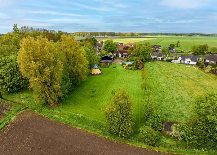 Private With Jacuzzi, Sauna & Swimmingpool Villa