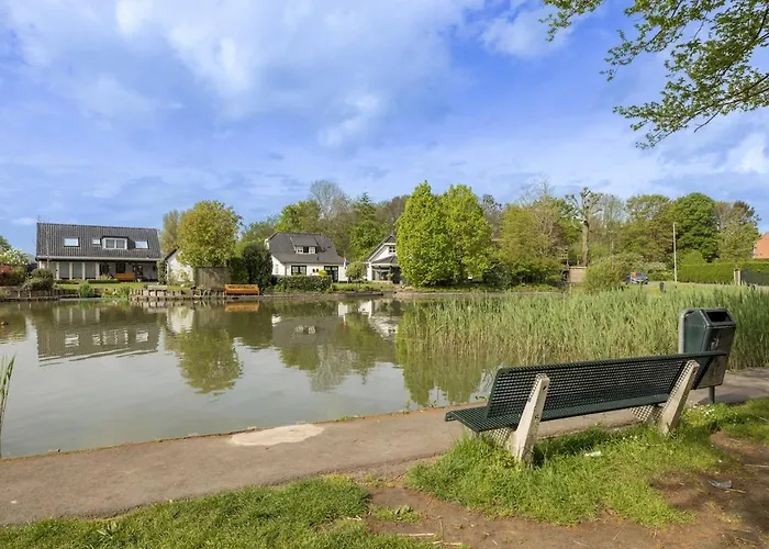 Private With Jacuzzi, Sauna & Swimmingpool Willa Delwijnen