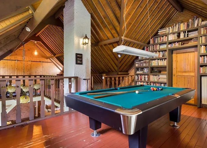 Private With Jacuzzi, Sauna & Swimmingpool *