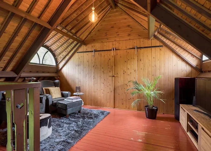 Private With Jacuzzi, Sauna & Swimmingpool * Delwijnen